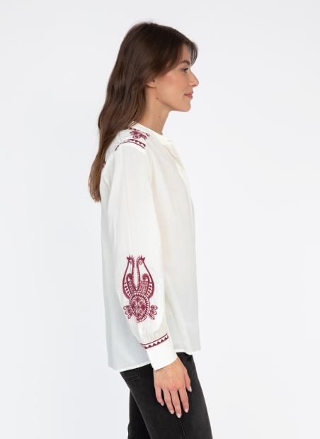 Embroidered blouse SOSSO